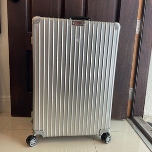 RIMOWA Luggage Check-In M